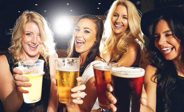 4 Girls Drinking Beer